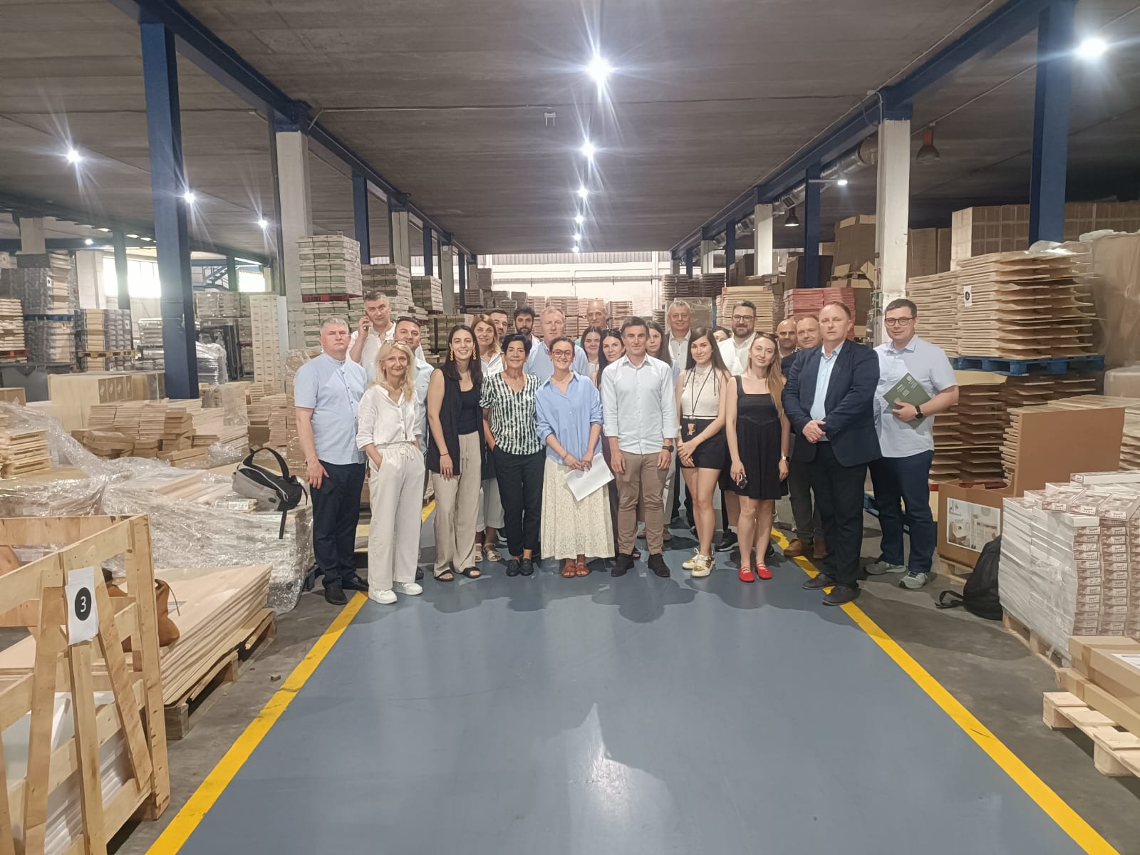 Astigarraga Kit Line muestra su modelo de negocio y capacidad logística a empresas de Eslovenia, Rumanía y Ucrania